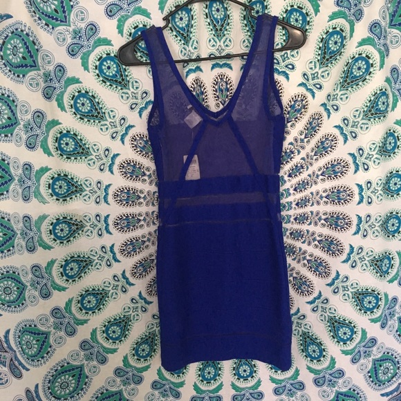 Dress - Picture 3 of 4